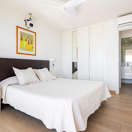 Beachfront -- New Luxury Apartment -- 1ª Linea Playa -- Fuengirola City Center -- Private Parking -- Panoramic Sea Views -- Exterior foto