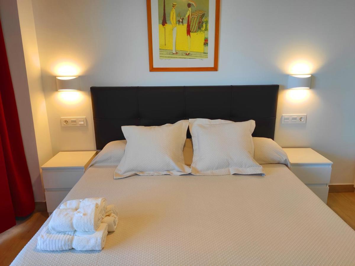 Beachfront -- New Luxury Apartment -- 1ª Linea Playa -- Fuengirola City Center -- Private Parking -- Panoramic Sea Views -- Exterior foto